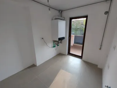 Apartament vanzare-cumparare Sector 1 Bucuresti perete alb